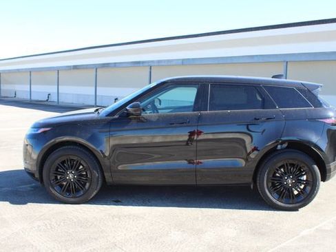 Used 2025 Land Rover Range Rover Evoque S image 6