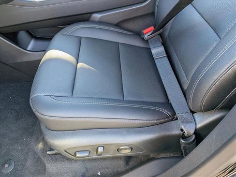 New 2026 Chevrolet Traverse LT w/ Midnight/Sport Edition image 4