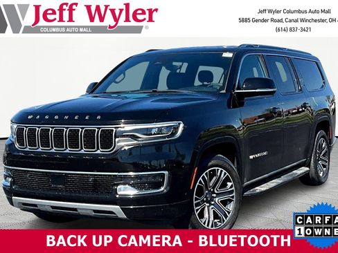 Used 2024 Jeep Wagoneer L Series II w/ Flexible Seating Group AWD/4WD image 1