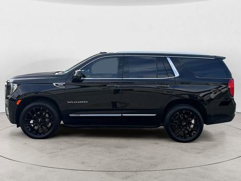Used 2023 GMC Yukon SLT w/ SLT Premium Package AWD/4WD image 2
