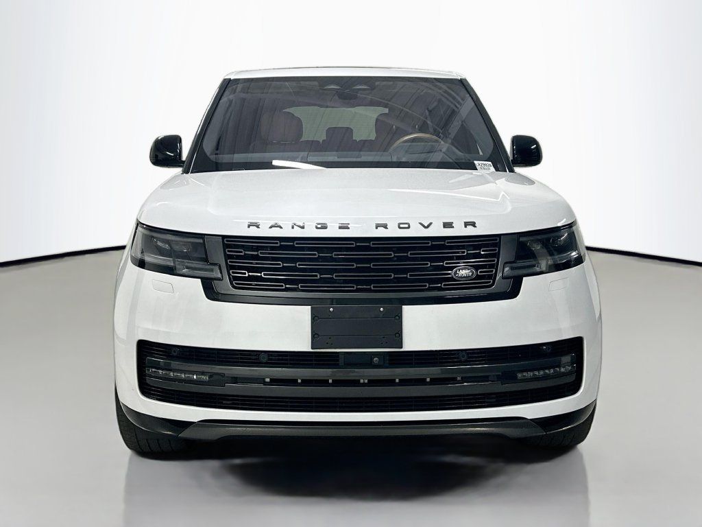 Used 2023 Land Rover Range Rover SE AWD/4WD image 6