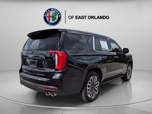 Used 2023 GMC Yukon Denali Ultimate w/ LPO, Floor Liner Package AWD/4WD image 6