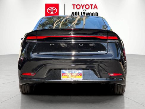 New 2027 Toyota Prius XLE FWD image 5