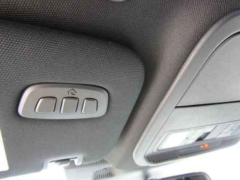 Used 2026 Ford Explorer ST-Line w/ ST-Line Street Pack AWD/4WD image 30