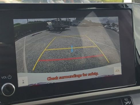 Certified 2025 Toyota Camry LE image 19