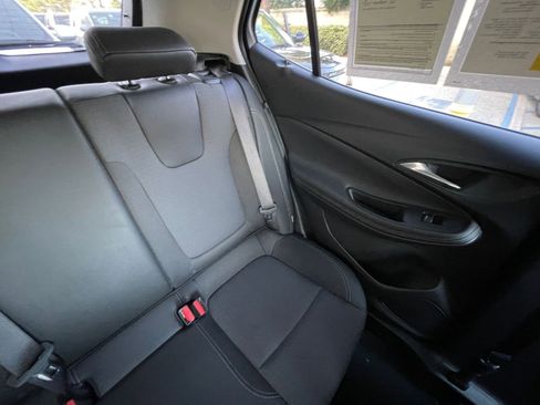 Used 2025 Buick Encore GX Preferred image 37