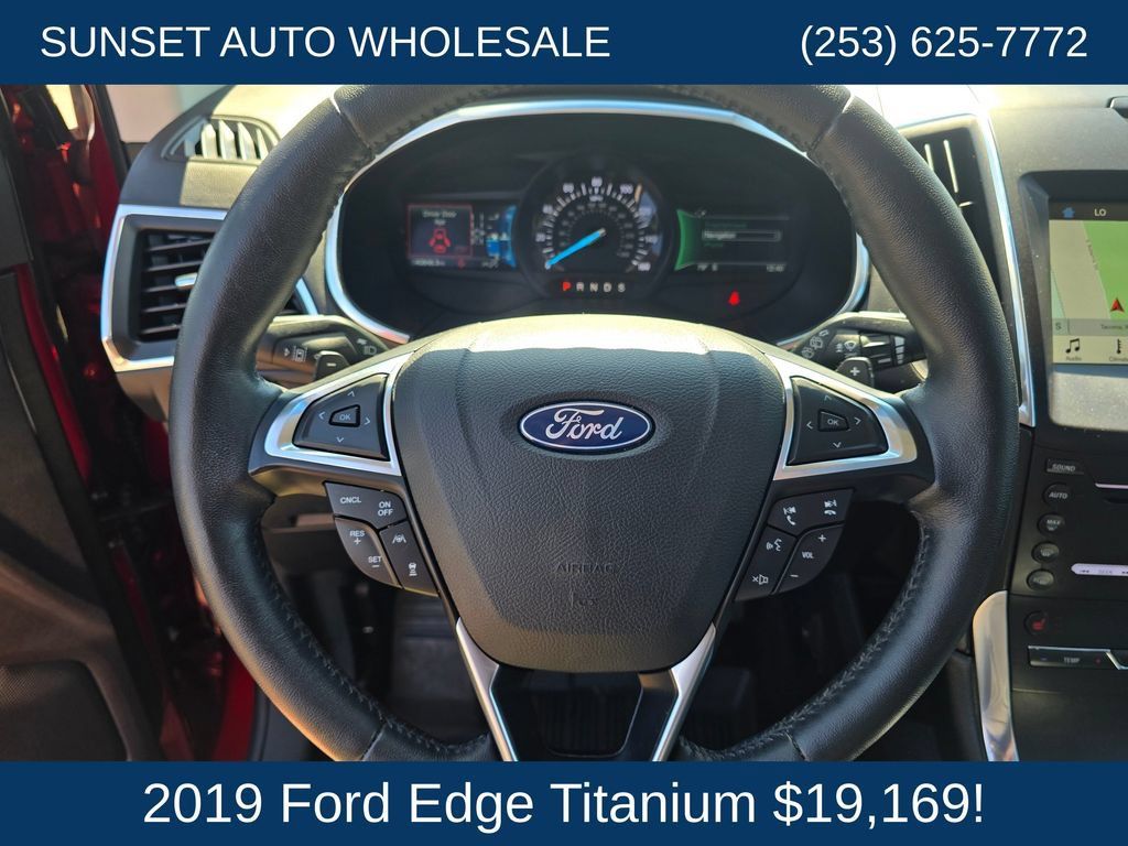 Used 2019 Ford Edge Titanium w/ Cold Weather Package AWD/4WD image 29