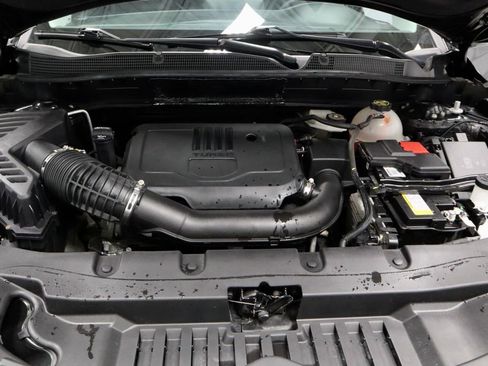 Used 2023 Chevrolet Blazer LT w/ LPO, Floor Liner Package FWD image 17