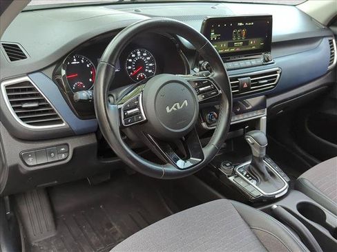 Used 2022 Kia Seltos S AWD/4WD image 10