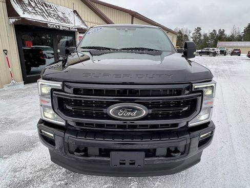 Used 2022 Ford F350 Lariat w/ Black Appearance Package image 8