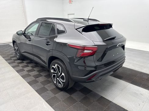 New 2025 Chevrolet Trax RS image 3