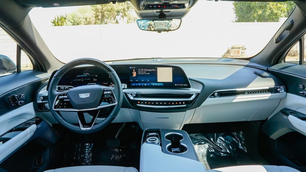 Certified 2024 Cadillac Lyriq Sport RWD image 11