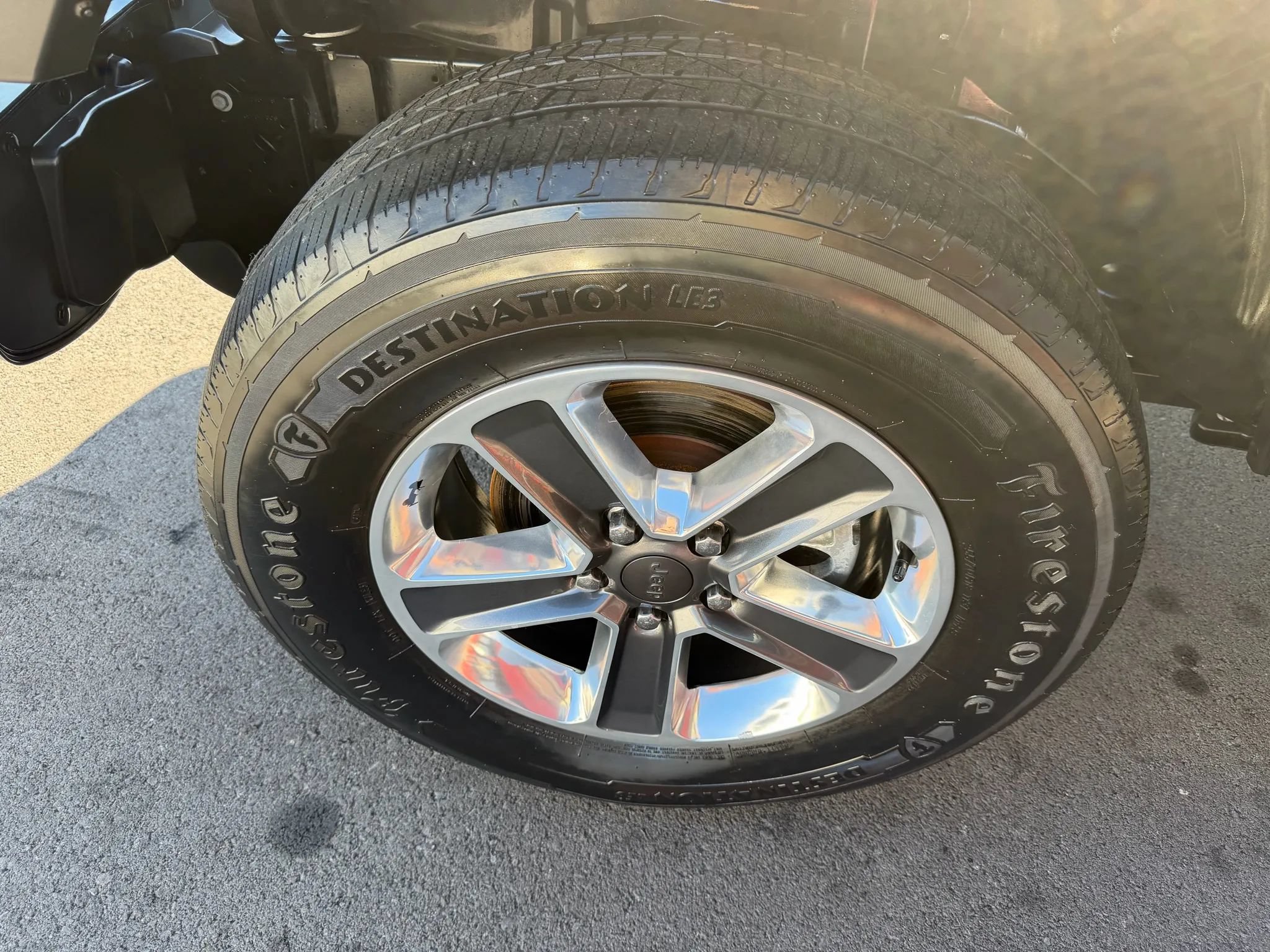 Used 2020 Jeep Wrangler Unlimited Sahara AWD/4WD image 16