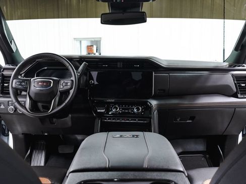 Used 2026 GMC Sierra 2500 AT4 AWD/4WD image 9