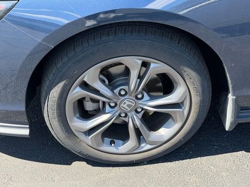 Used 2024 Honda Accord EX image 4