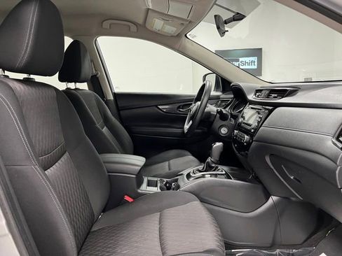 Used 2017 Nissan Rogue S image 56