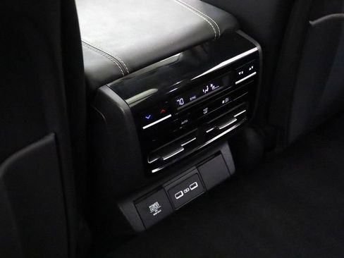 Used 2024 Acura MDX SH-AWD w/ Technology Package image 12