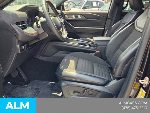 Used 2025 Ford Explorer ST-Line AWD/4WD image 5