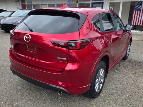 Used 2024 MAZDA CX-5 AWD 2.5 S w/ Preferred Package image 5