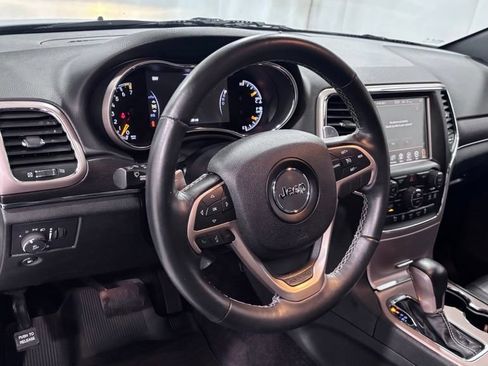 Used 2016 Jeep Grand Cherokee Limited AWD/4WD image 10