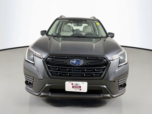 Used 2023 Subaru Forester AWD/4WD image 3