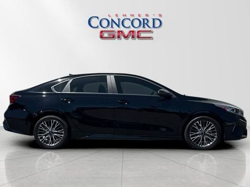 Used 2024 Kia Forte GT-Line FWD image 3