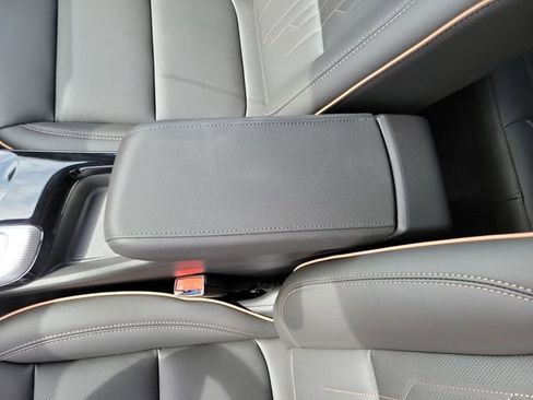 New 2026 Buick Envista Sport Touring FWD image 24