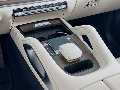 New 2026 Mercedes-Benz GLE 350 4MATIC image 5