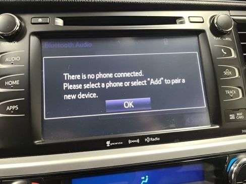 Used 2016 Toyota Highlander XLE AWD/4WD image 6