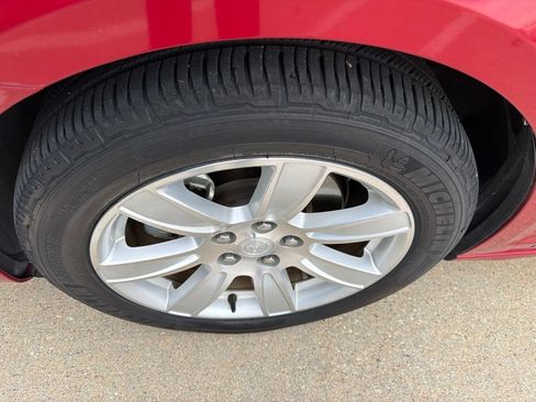 Used 2012 Buick LaCrosse Premium w/ Driver Confidence Package FWD image 5