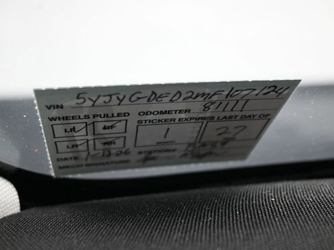 Used 2021 Tesla Model Y 2WD image 9