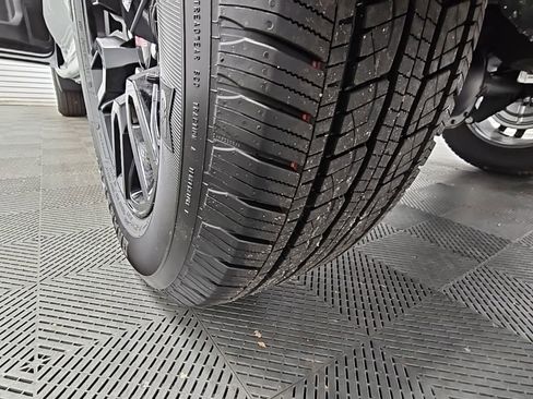 New 2026 GMC Sierra 1500 Pro w/ Graphite Edition image 38