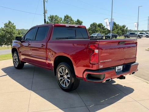 Used 2021 Chevrolet Silverado 1500 RST w/ Texas Edition Plus AWD/4WD image 4