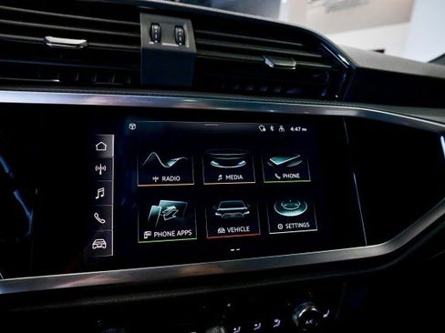 Used 2022 Audi Q3 2.0T Premium image 33