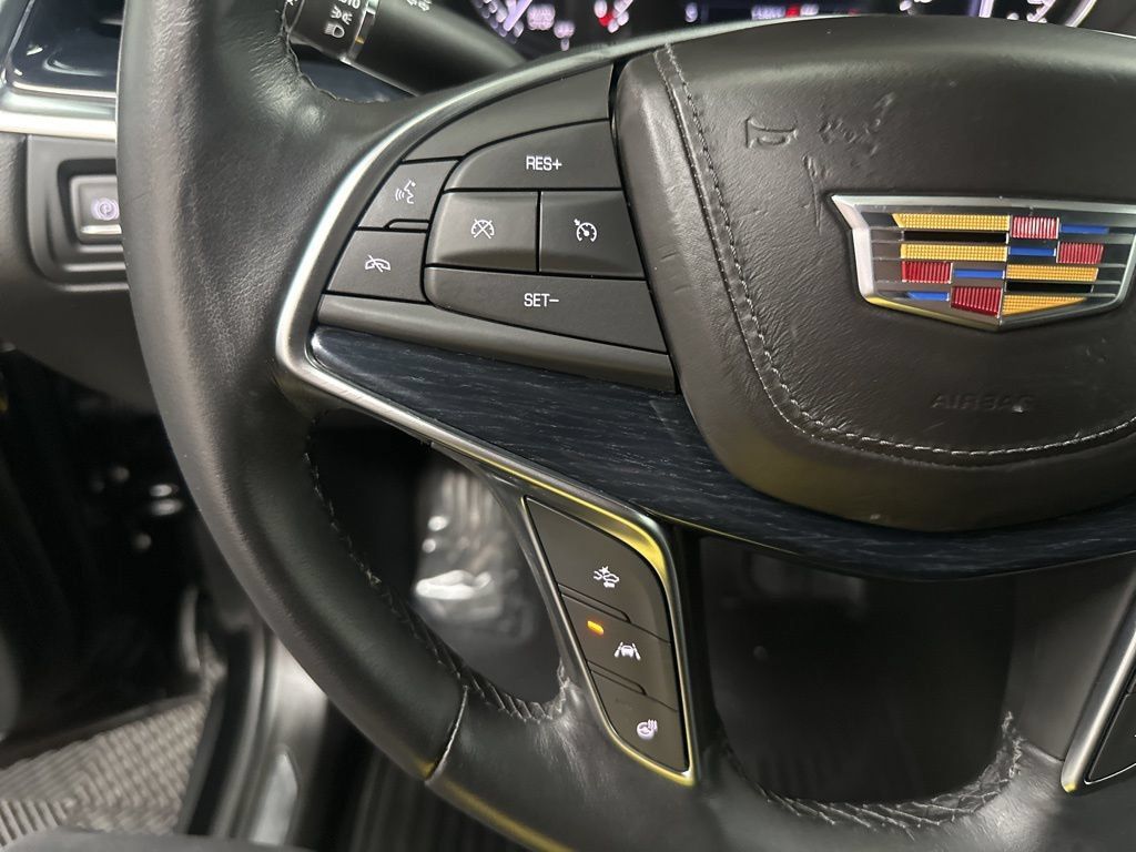 Used 2024 Cadillac XT5 Premium Luxury AWD/4WD image 15