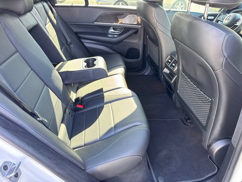 Used 2021 Mercedes-Benz GLE 450 4MATIC w/ AMG Line Exterior image 11
