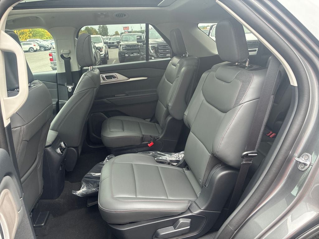 Used 2026 Ford Explorer Active w/ Active Comfort Package AWD/4WD image 31