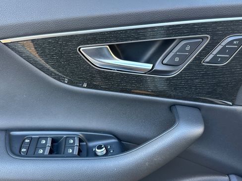 Used 2024 Audi Q7 3.0T Premium image 10