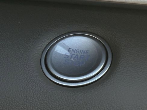 New 2025 Hyundai Elantra Sport image 18