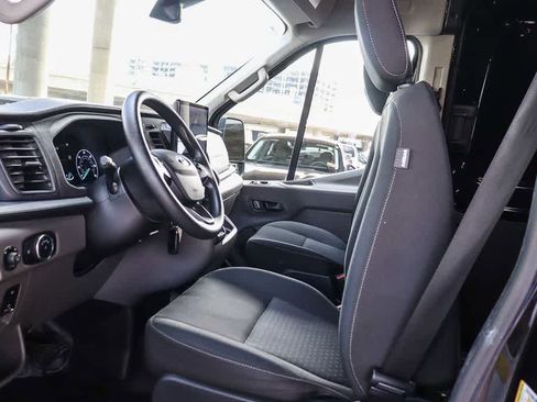 Used 2023 Ford Transit 250 image 17