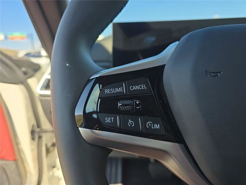 Used 2025 BMW i4 eDrive40 image 24