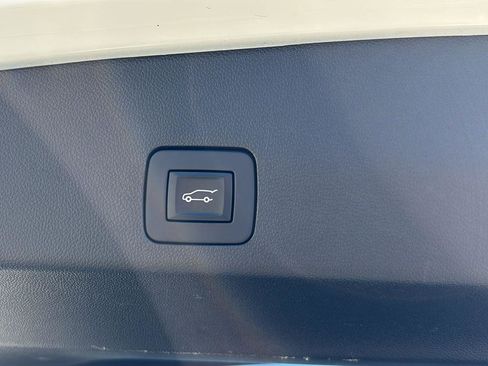 Used 2022 Buick Encore GX Select w/ Experience Buick Package image 18