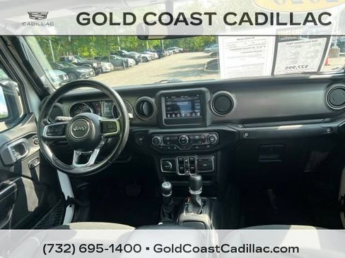 Used 2020 Jeep Gladiator Sport w/ Quick Order Package 24S AWD/4WD image 9