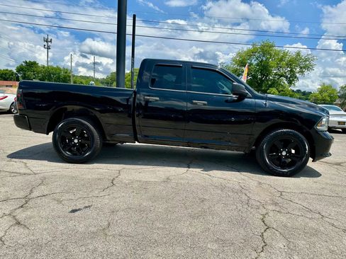Used 2014 RAM 1500 Express w/ Black Ram 1500 Express Group RWD image 2