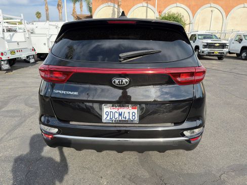 Used 2020 Kia Sportage LX w/ LX Popular Package image 7