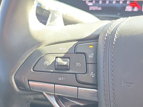 Used 2023 Cadillac Escalade V image 39
