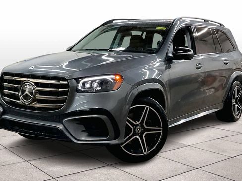 Used 2024 Mercedes-Benz GLS 450 4MATIC image 1