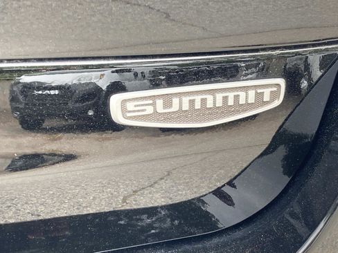 Used 2025 Jeep Grand Cherokee L Summit AWD/4WD image 6