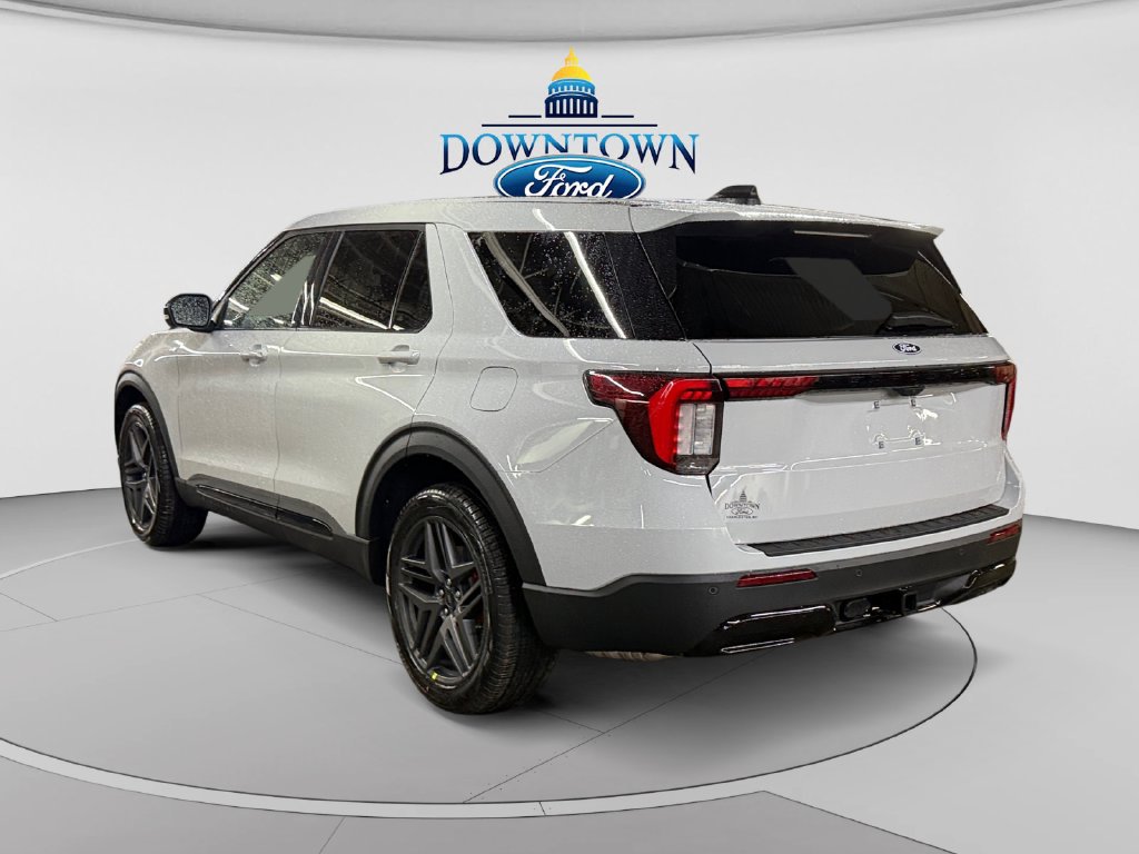 New 2027 Ford Explorer ST-Line AWD/4WD image 5