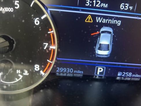 Used 2023 Nissan Altima 2.5 SV FWD image 27